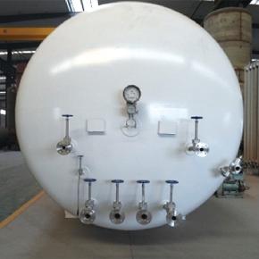 大型液化天然氣儲罐